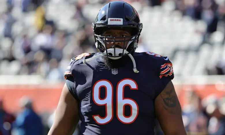 A safety by DT Angelo Blackson gives the Bears a 19-3 lead over the Giants