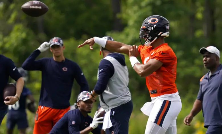 Bears OC Luke G  deserves some blame for Justin Fields' struggles